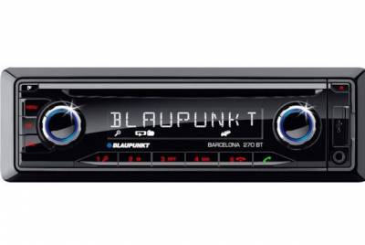 Radio Barcelona 270BT - 2001017123464 -  - FM-tuner (RDS), AM-tuner voor de auto 
- Media-player MP3, WMA 
- Opslagmedium: CD-DA, CD-R, CD-RW, USB 
- Selecteerbare displaymodi (ID3-tags, mappen, afspeeltijd, tijd, alles afspelen) 
- Ingang: USB- en AUX-ingang vóór 
- Uitgang: 2-kanaals voorversterkeruitgang (2 V), maximaal vermogen 4 x 50 watt 
- Sound-voorinstellingen (rock, pop, klassiek) 
- Afneembaar plaatje 
- Alle voorinstellingen blijven permanent opgeslagen, ook wanneer de accu van de auto wordt losgekoppeld 
- Zendergeheugen: 30 
- Verstelbaar display, zwart/wit, 9 tekens 
- CD-speler met antischokgeheugen 
- 4-kanaals versterker 

  niet meer leverbaar  
